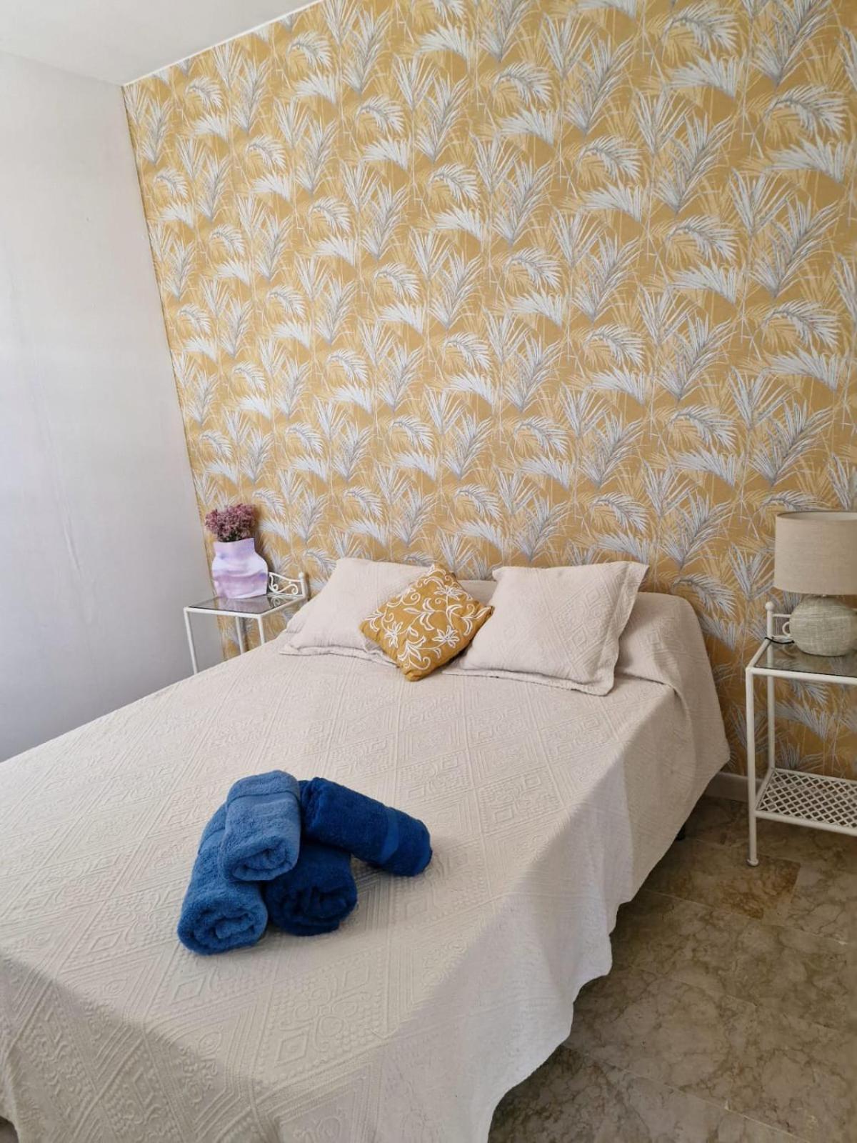 Patio Cartuja Apartment Seville Ngoại thất bức ảnh